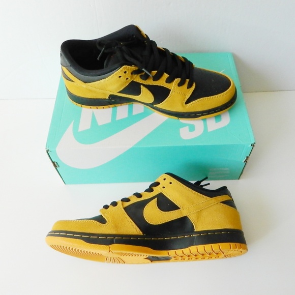 nike sb dunk low black university gold
